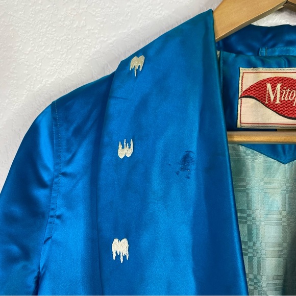 Vintage Mitopa Department Store Blue Satin Dragon Embroidered Asian Robe - Picture 4 of 14